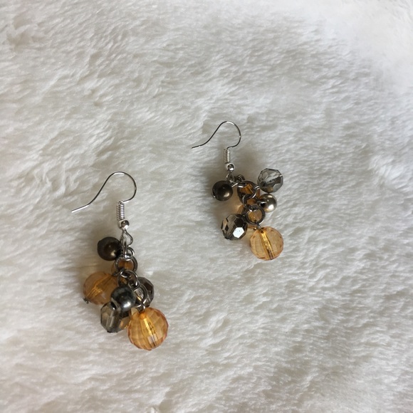 💋🆕Bead Cluster Drop Earrings - Picture 3 of 7